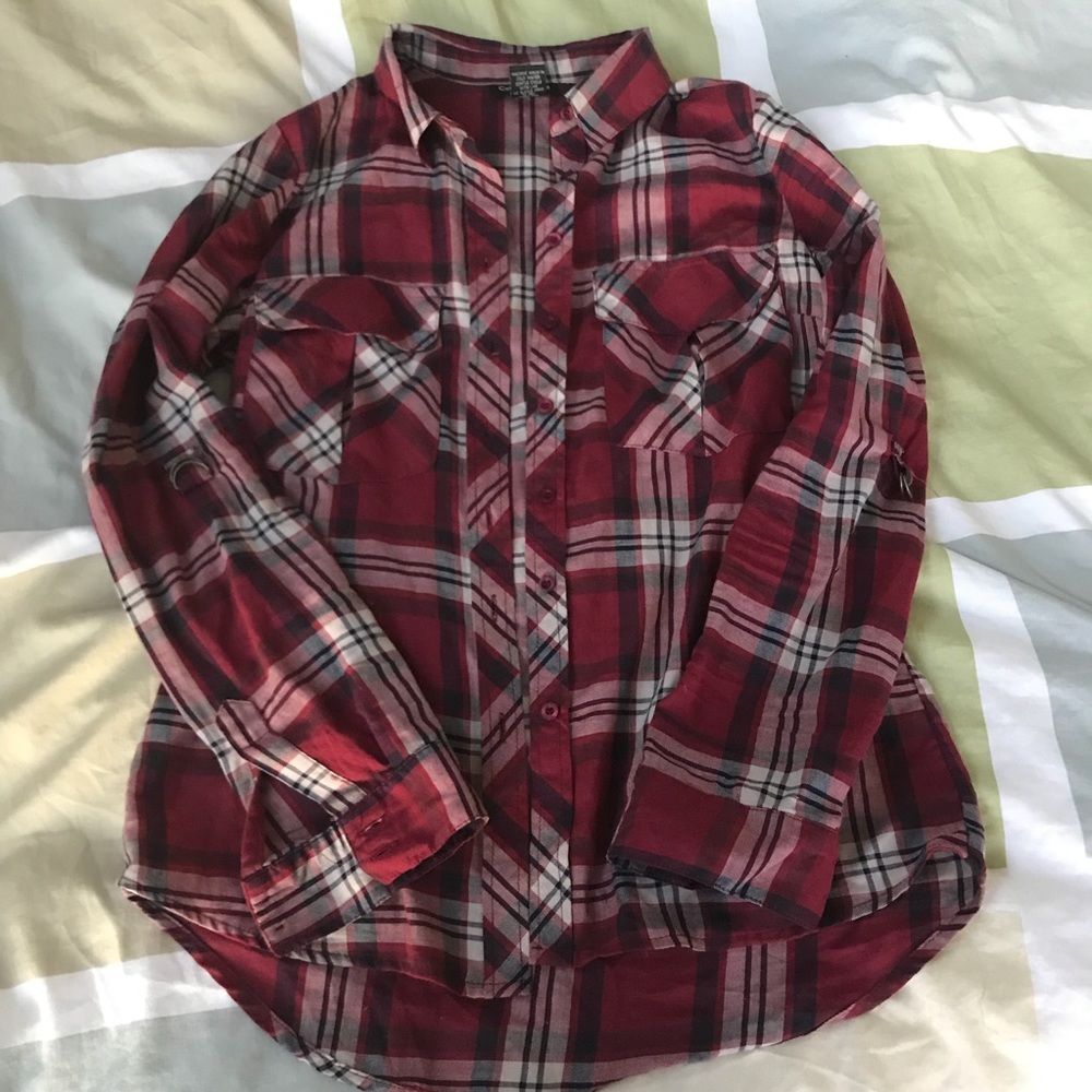 Simple and casual plaid button down!